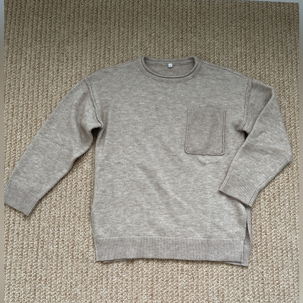 Crewneck neck sweater